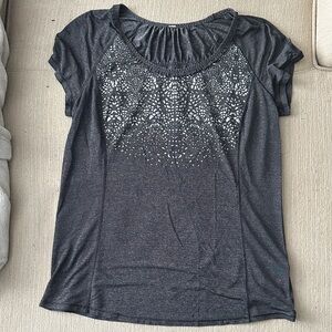 Lululemon Gray T Shirt